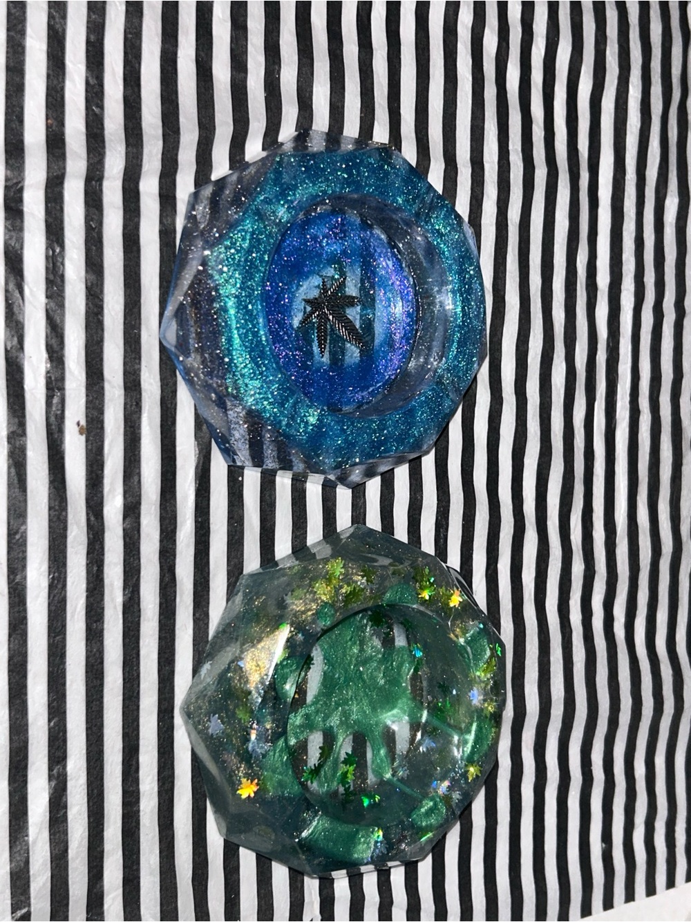 Handcrafted Blue & Green Resin Decorative Bowls by